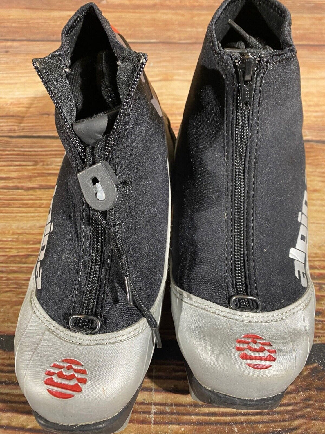 Alpina T10j Kids Nordic Cross Country Ski Boots Size EU35 US3.5 NNN A-528