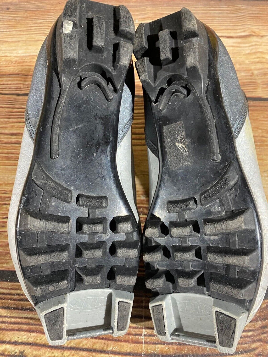 Alpina T10j Kids Nordic Cross Country Ski Boots Size EU35 US3.5 NNN A-528