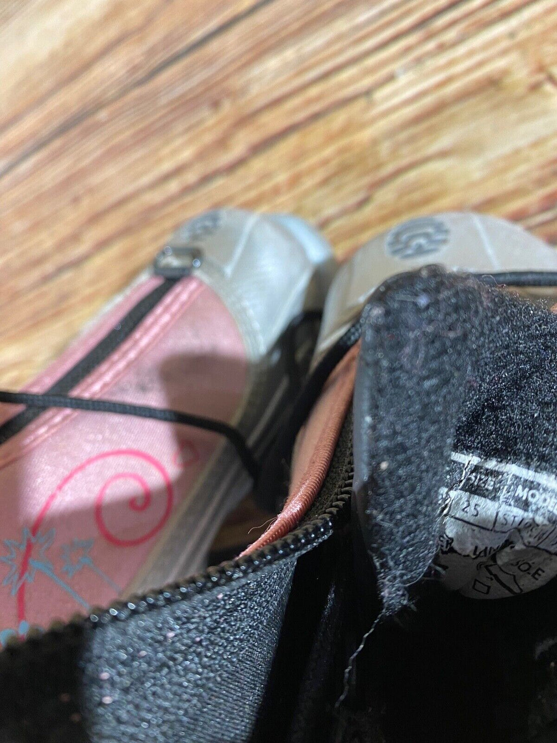 Alpina ST10 Kids Nordic Cross Country Ski Boots Size EU25 US8.5 NNN A-524