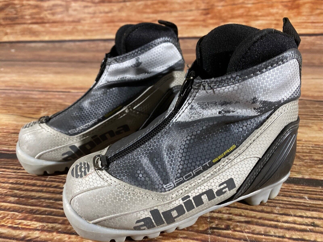Alpina SR20 Kids Nordic Cross Country Ski Boots Size EU29 US11 NNN A-873