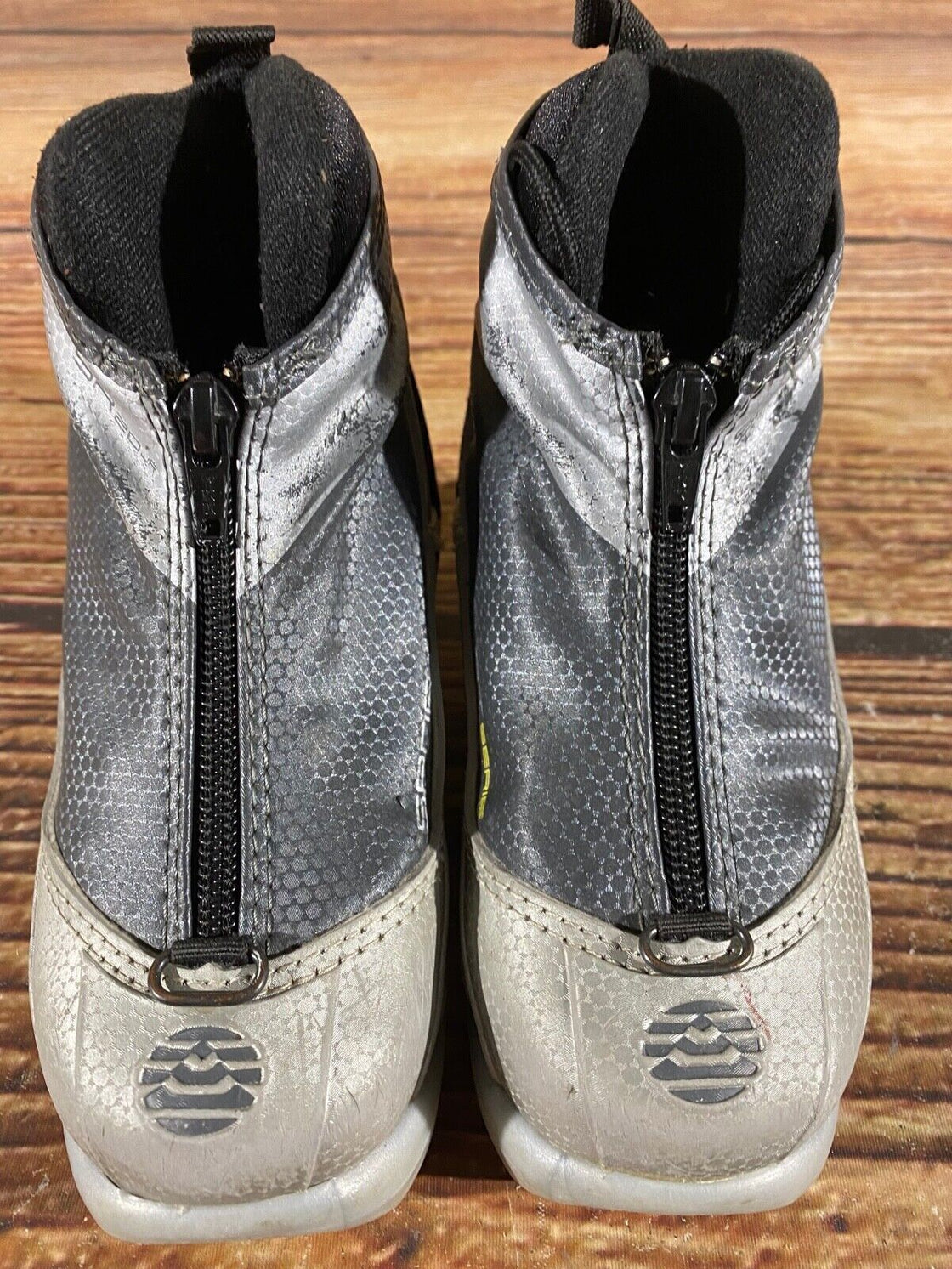 Alpina SR20 Kids Nordic Cross Country Ski Boots Size EU29 US11 NNN A-873