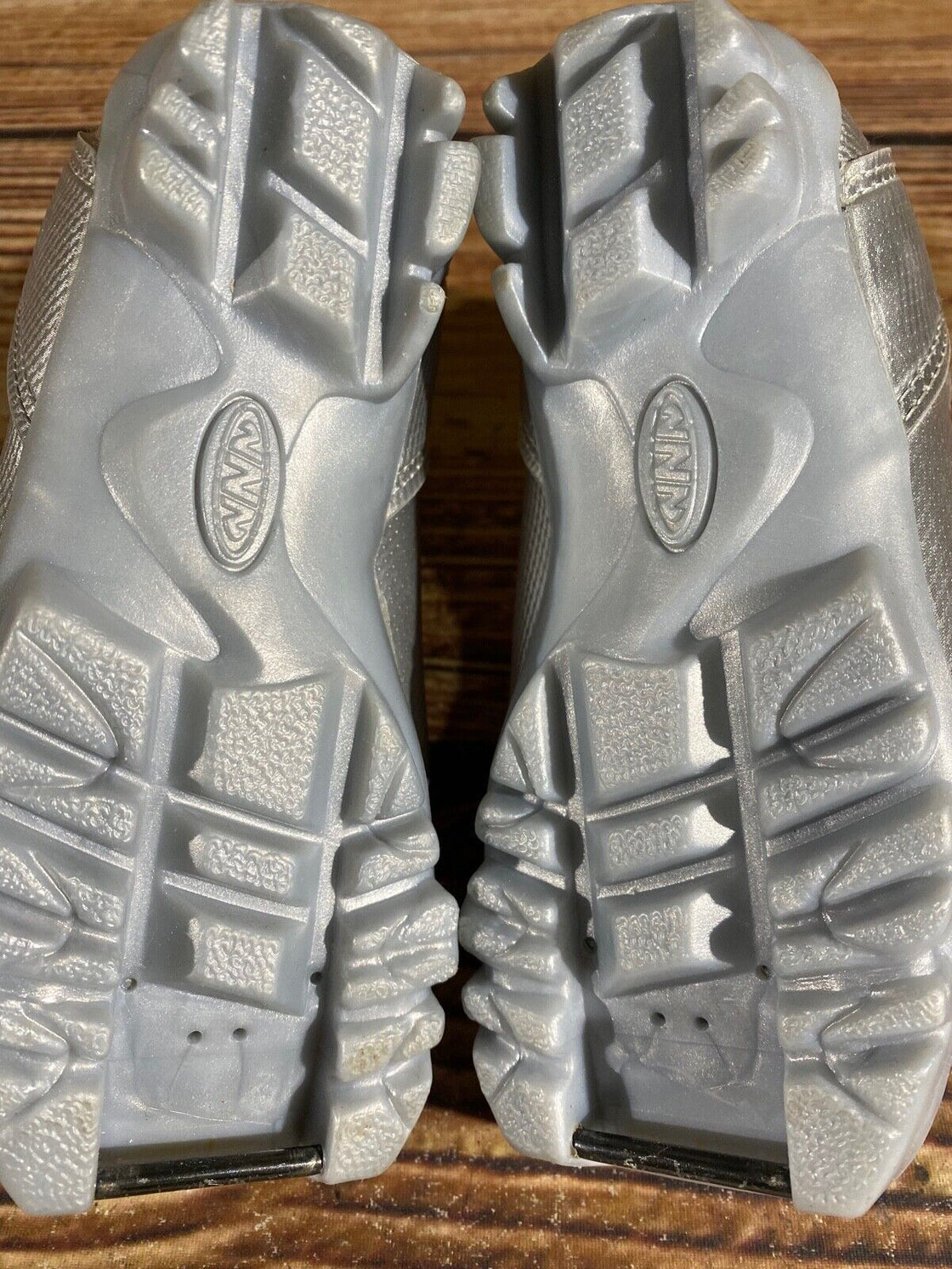 Alpina ST10jr Kids Nordic Cross Country Ski Boots Size EU25 US8.5 NNN A-941