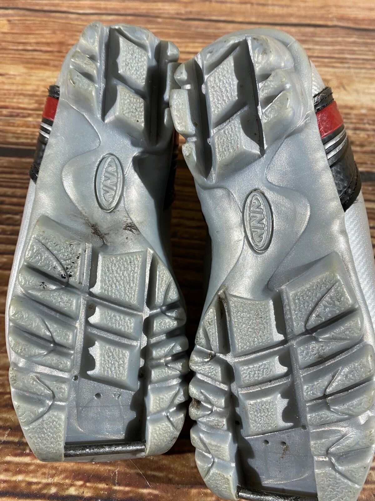 Alpina ST10 Cross Country Ski Boots Classic NNN EU 28 US 10.5 Kids 185mm A-822