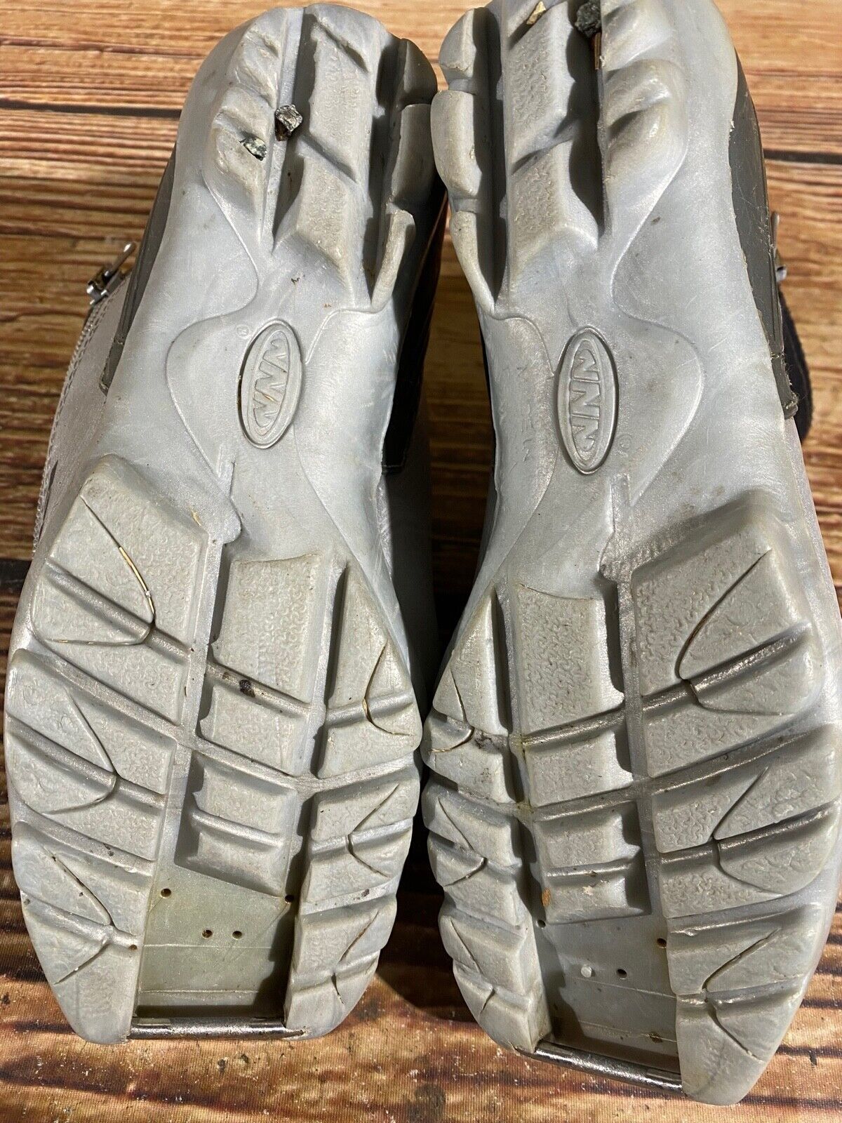 Alpina ST11j Cross Country Ski Boots Classic NNN EU 34 US 3 Kids 225mm A-777