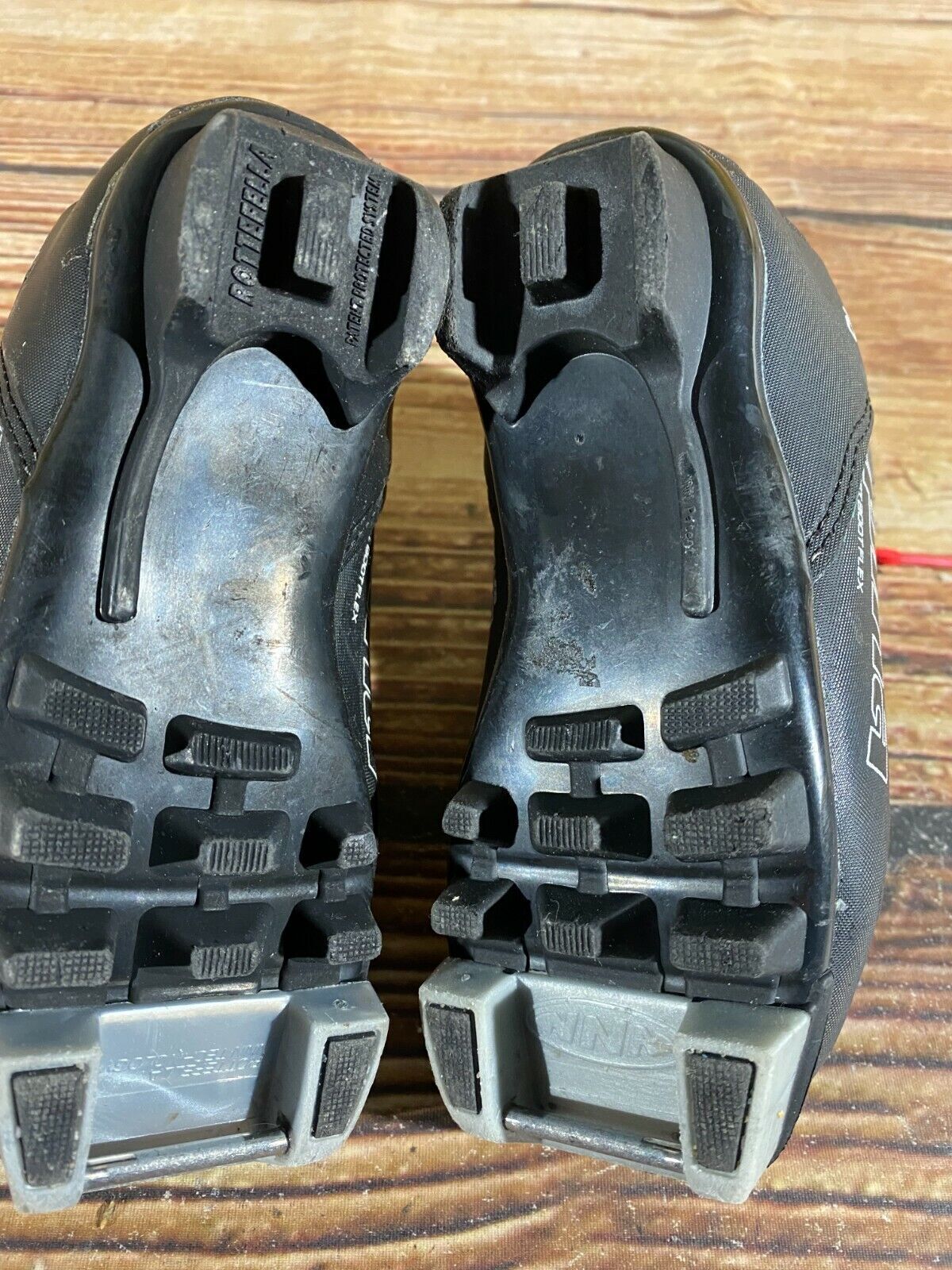 Alpina T10 Cross Country Ski Boots Classic NNN EU 26 US 9 Kids 174mm A-458