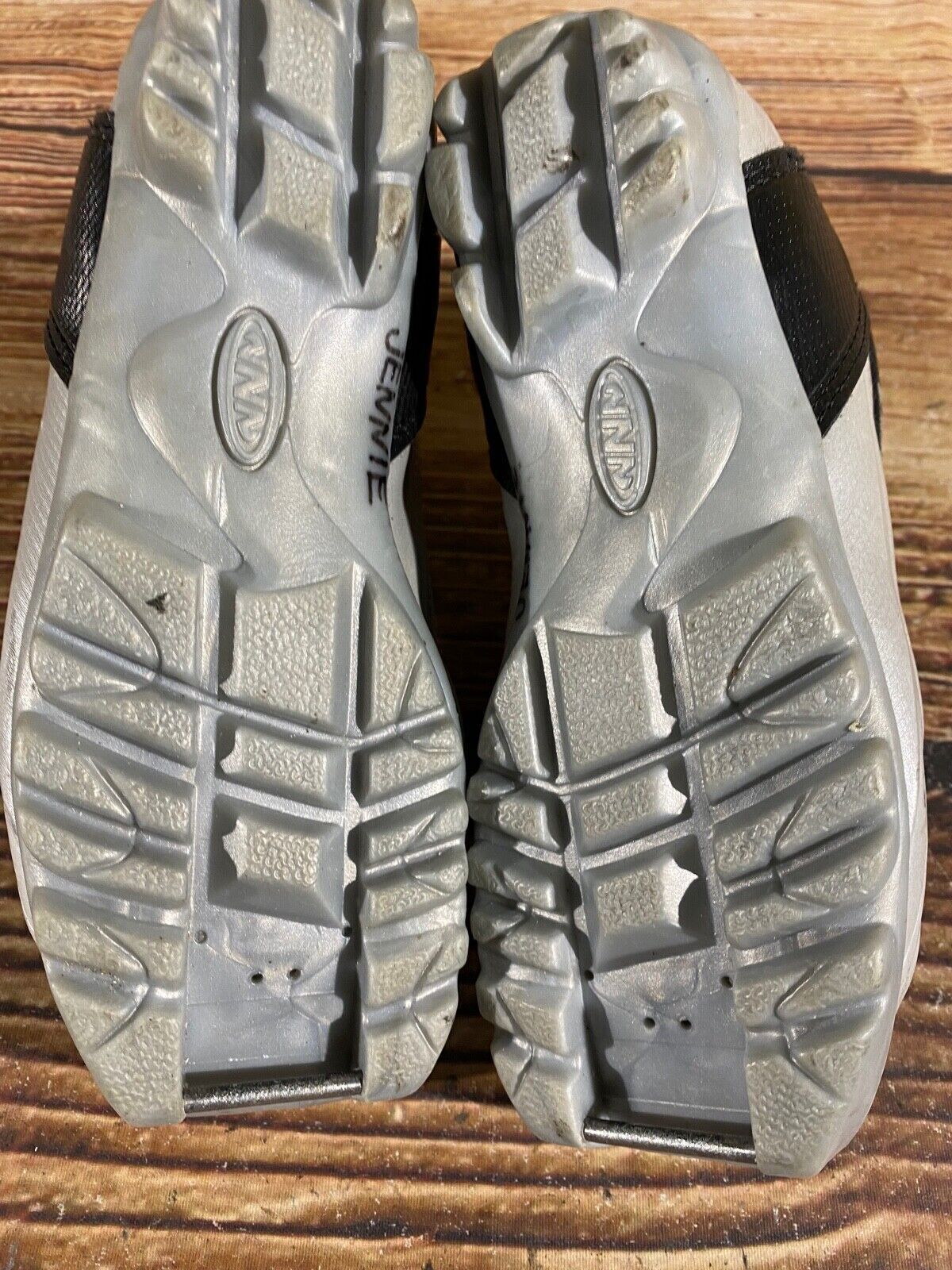 Alpina ST10jr Cross Country Ski Boots Classic NNN EU 32 US 1.5 Kids 210mm A-800