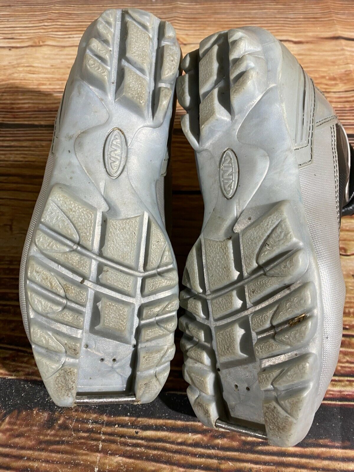 Alpina ST30jr Cross Country Ski Boots Classic NNN EU 34 US 3 Kids 220mm A-232