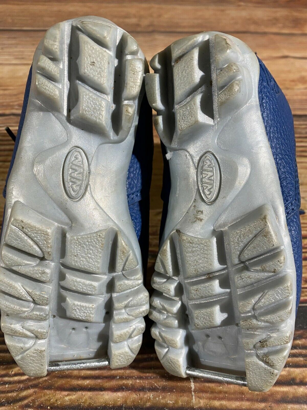 Alpina Frost Cross Country Ski Boots Classic NNN EU 26 US 9 Kids 174mm A-359