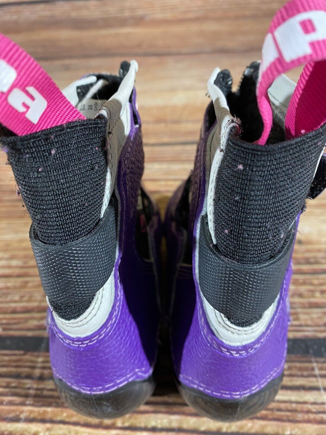 Alpina Frost Nordic Cross Country Ski Boots Kids Size EU25 US8.5 NNN A-719