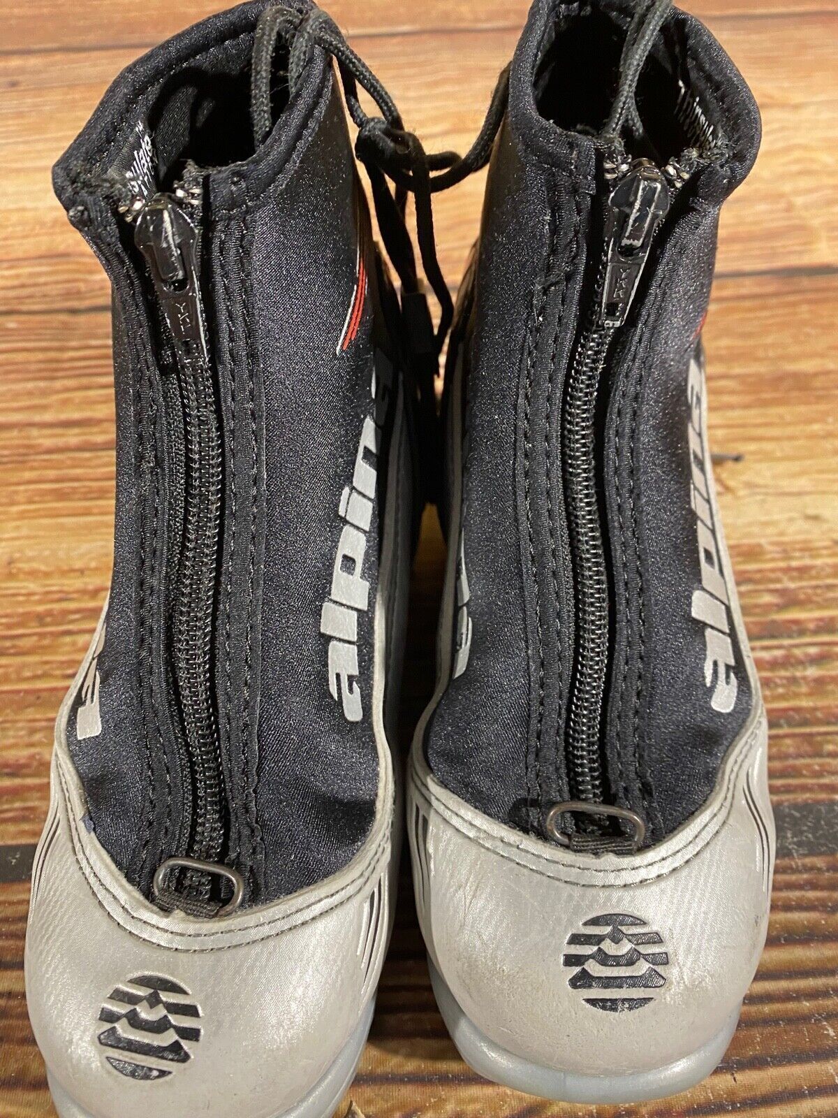 Alpina ST10 Cross Country Ski Boots Classic NNN EU 31 US 13 Kids 200mm A-685