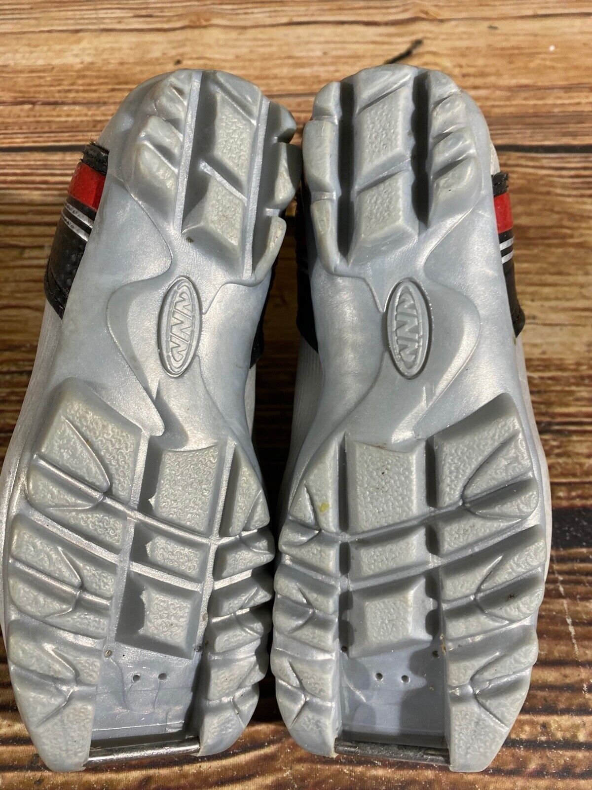 Alpina ST10 Cross Country Ski Boots Classic NNN EU 31 US 13 Kids 200mm A-685