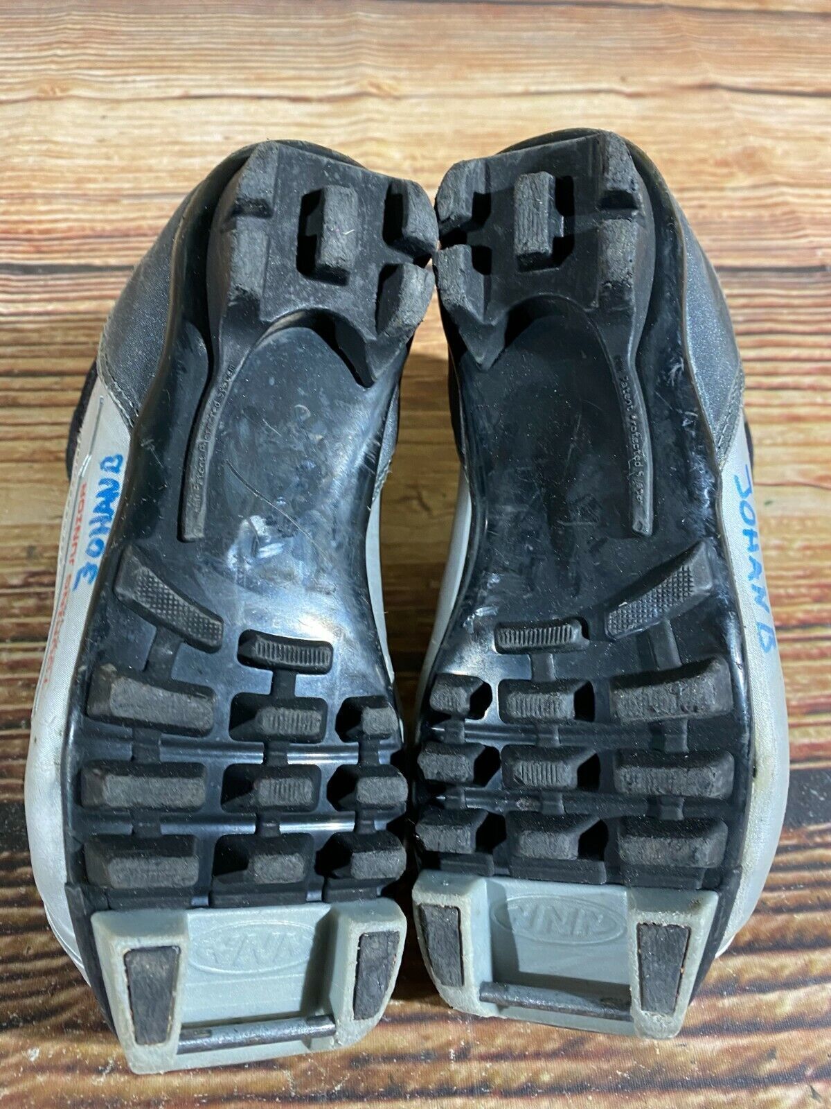 Alpina T10j Cross Country Ski Boots Classic NNN EU 30 US 12 Kids 200mm A-405