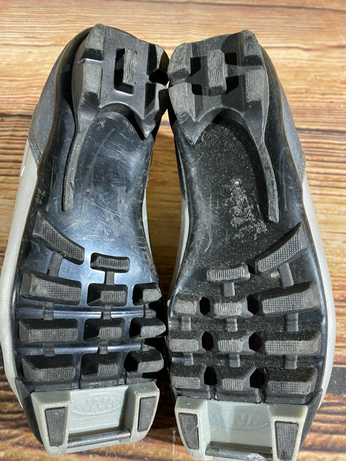 Alpina T10jr Cross Country Ski Boots Classic NNN EU 34 US 3 Kids 220mm A-168