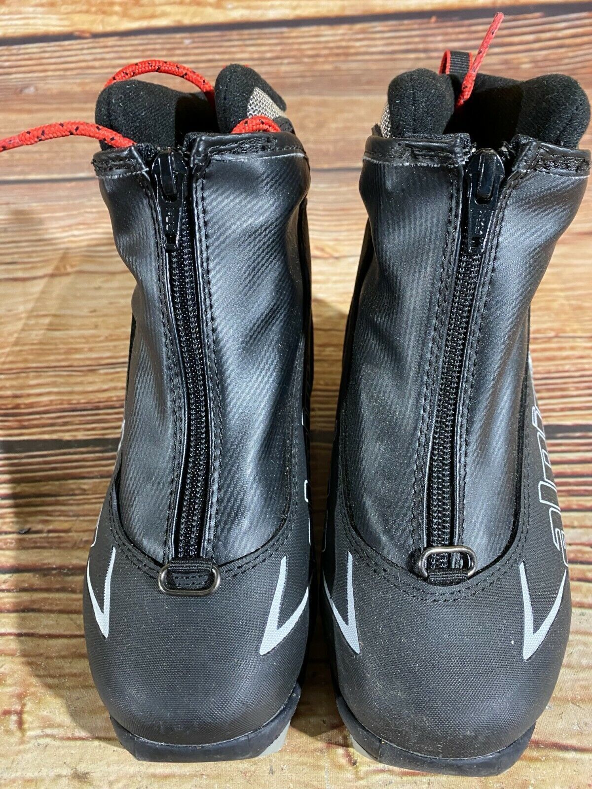 Alpina T5plus Cross Country Ski Boots Classic NNN EU 31 US 13 Kids 205mm A-368