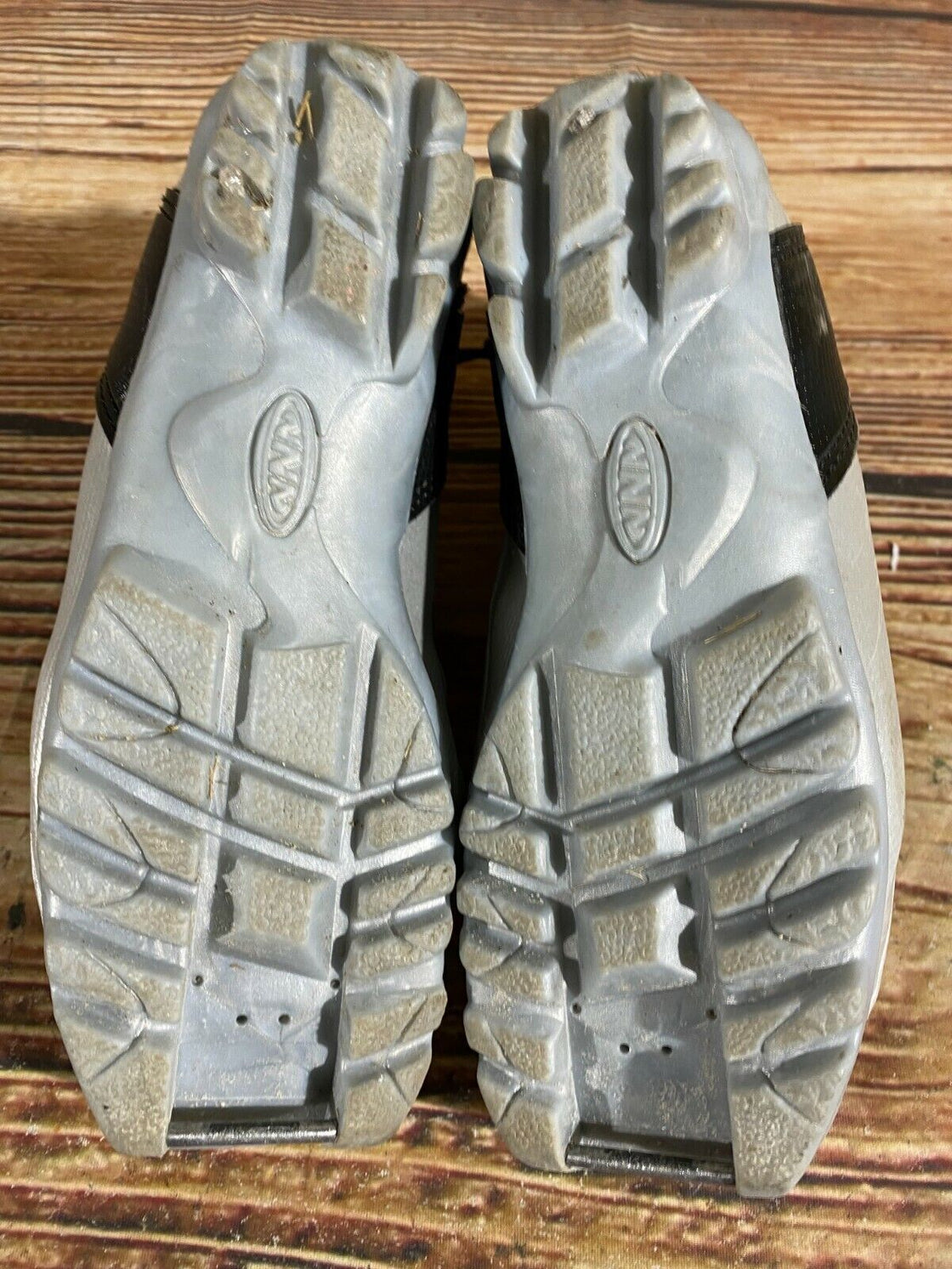 Alpina ST10jr Kids Nordic Cross Country Ski Boots Size EU33 US2 for NNN A-289