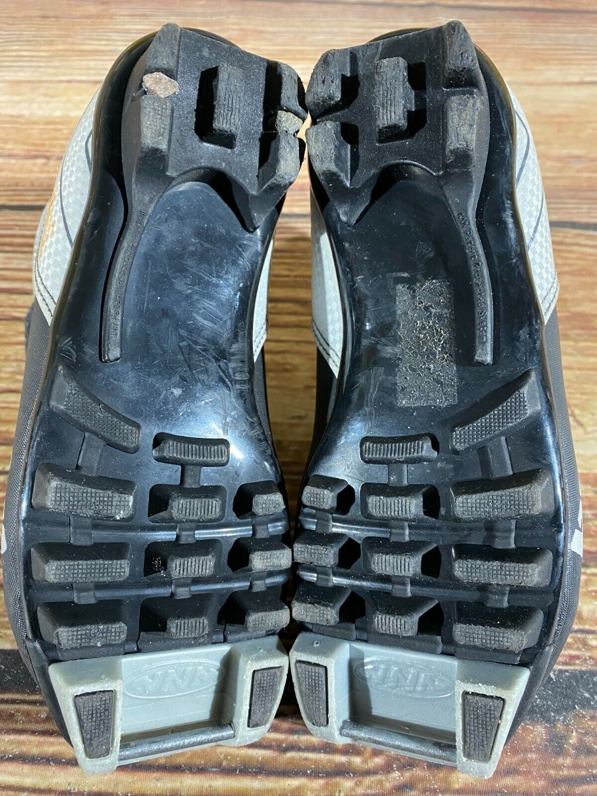 Alpina Touring Cross Country Ski Boots Classic NNN EU 31 US 13 Kids 205mm A-380
