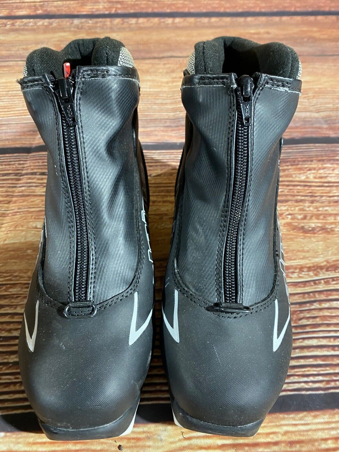 Alpina T5plus Nordic Cross Country Ski Boots Kids Size EU36 US4.5 NNN A-1064
