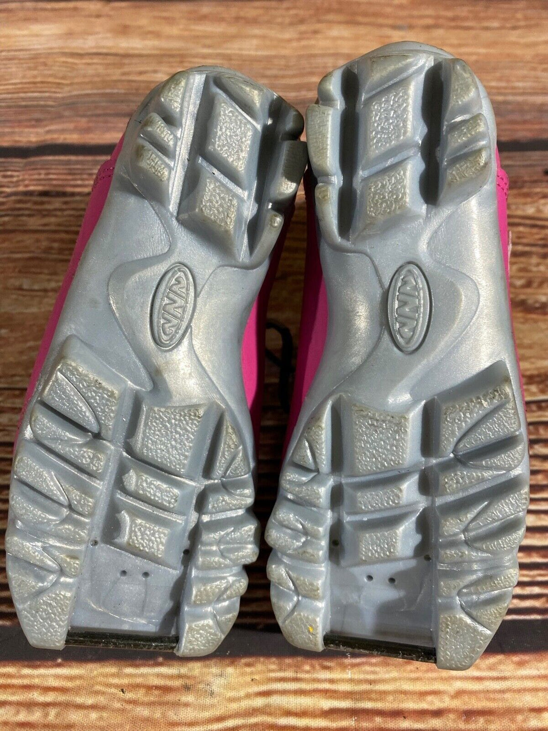 Alpina Frost Nordic Cross Country Ski Boots Kids Size EU26 US9 NNN A-1102