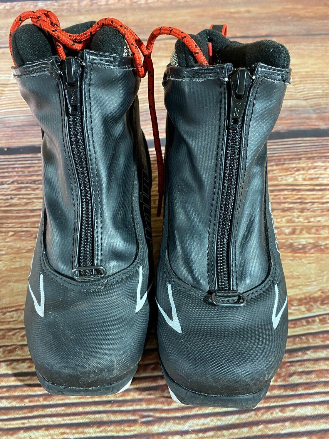 Alpina T5plus Nordic Cross Country Ski Boots Kids Size EU30 US12 NNN A-1075