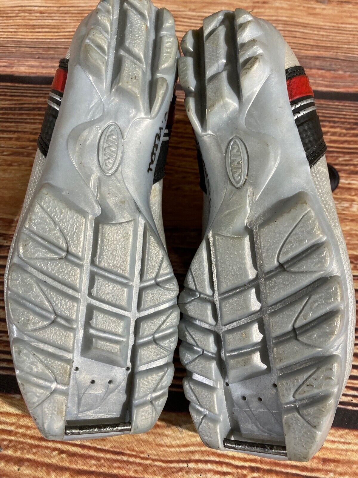 Alpina ST10jr Cross Country Ski Boots Classic NNN EU 35 US 3.5 Kids 230mm A-1094
