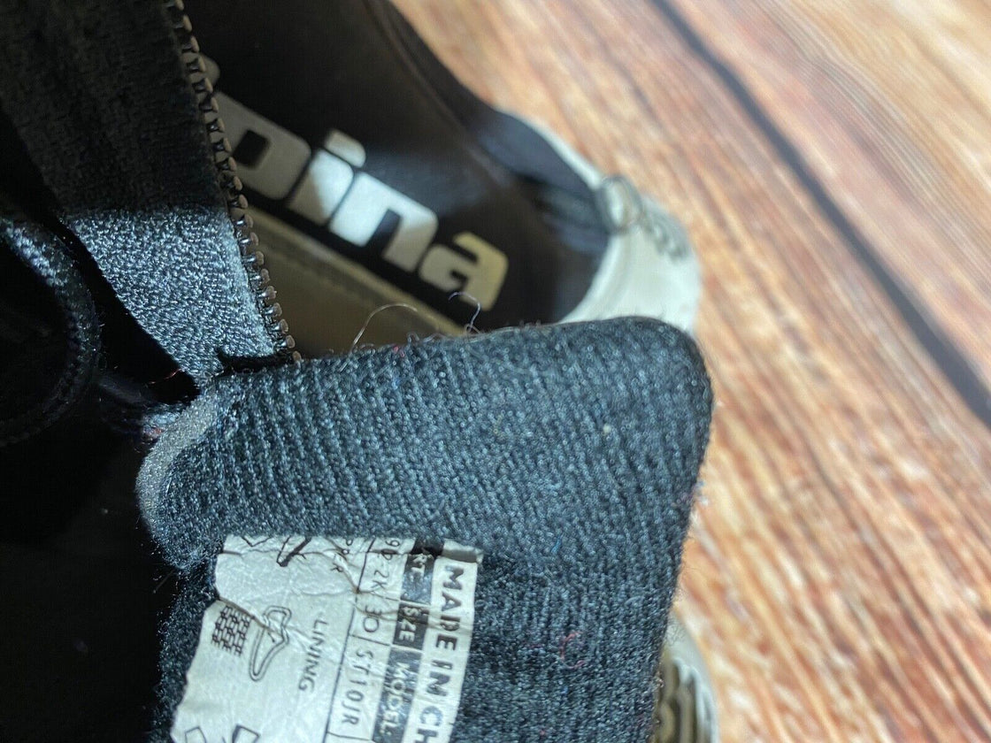 Alpina ST10j Nordic Cross Country Ski Boots Kids Size EU30 US12 NNN A-1034