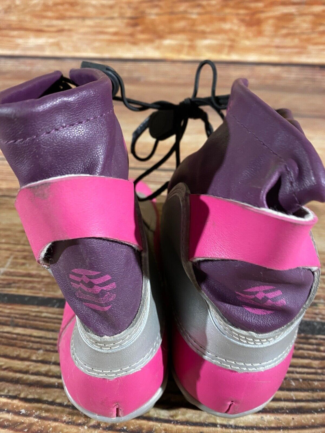 Alpina Frost Kids Nordic Cross Country Ski Boots Size EU34 US3 for NNN A-900