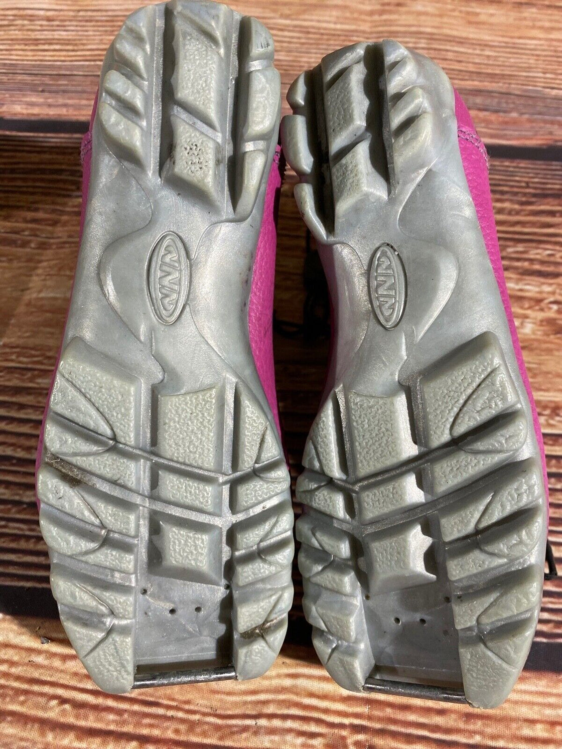 Alpina Frost Kids Nordic Cross Country Ski Boots Size EU33 US2 NNN A-1325