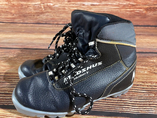 Madshus Holm Cross Country Ski Boots Classic NNN EU 35 US 3 Kids 205mm M237