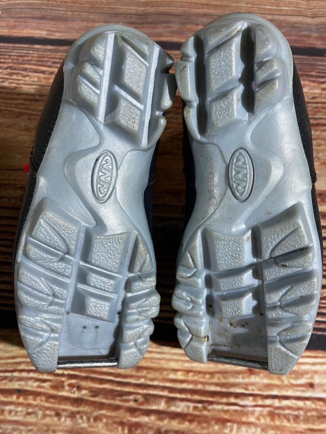 Alpina Touring Kids Nordic Cross Country Ski Boots Size EU26 US9 NNN A-1322