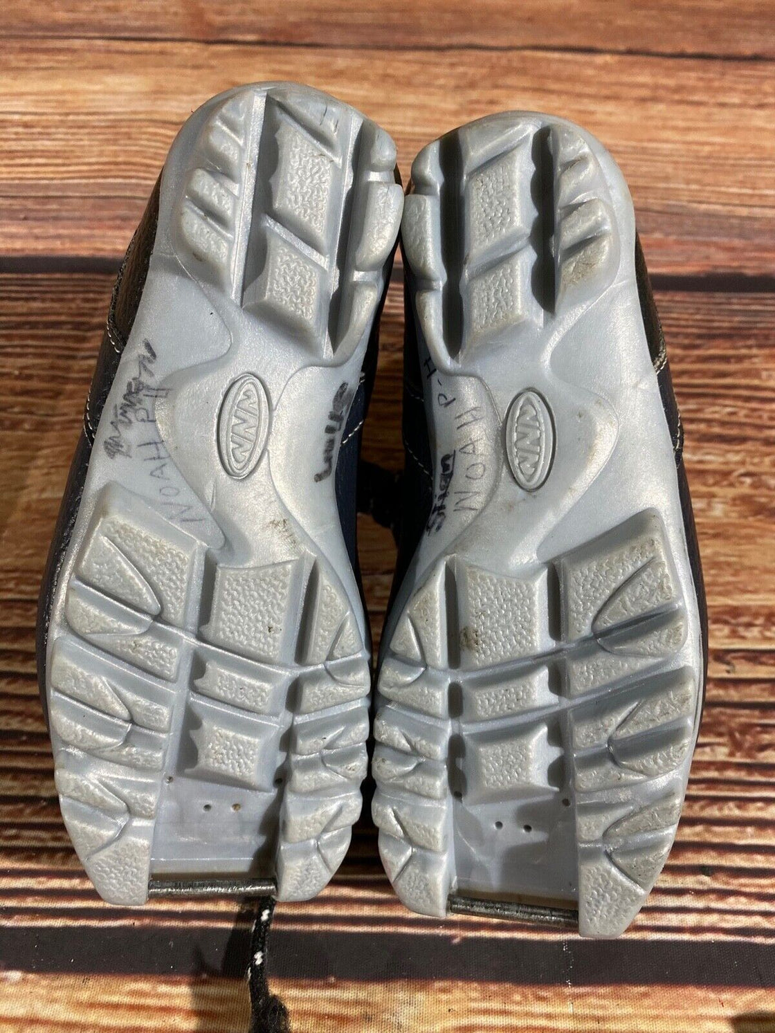 Madshus Holm Kids Nordic Cross Country Ski Boots Size EU28 US10.5 NNN M255