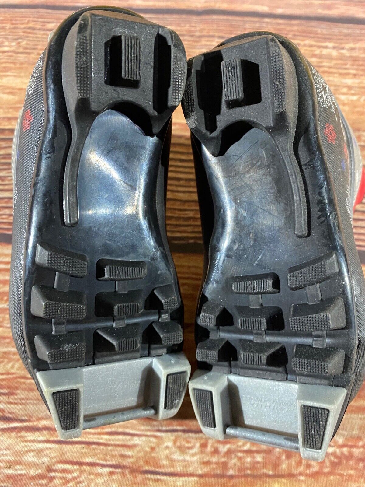 Rossignol Cross Country Ski Boots Classic NNN EU 26 US 9 Kids 170mm O148