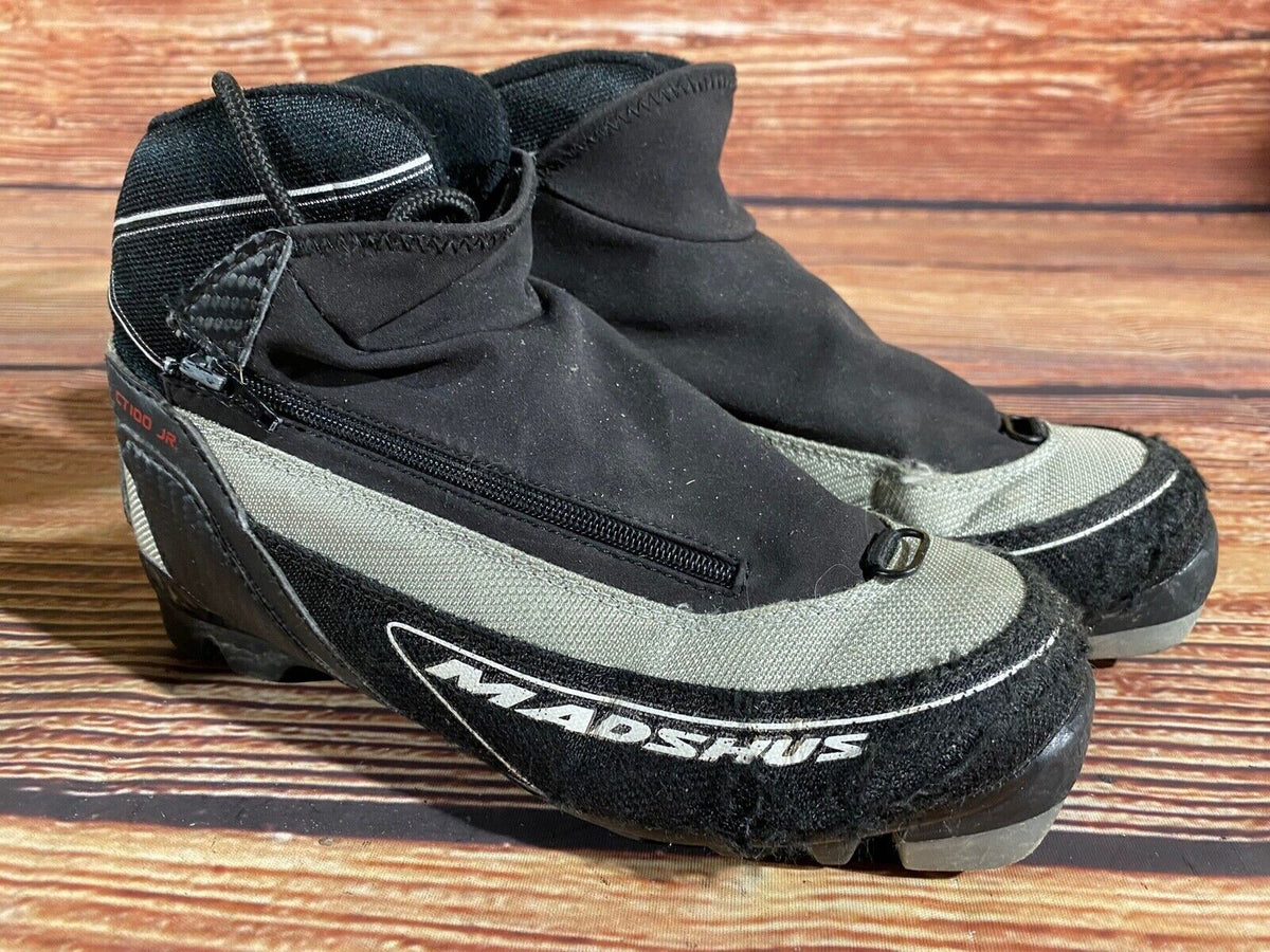 Madshus CT100jr Cross Country Ski Boots Classic NNN EU 35 US 3 Kids 220mm M224