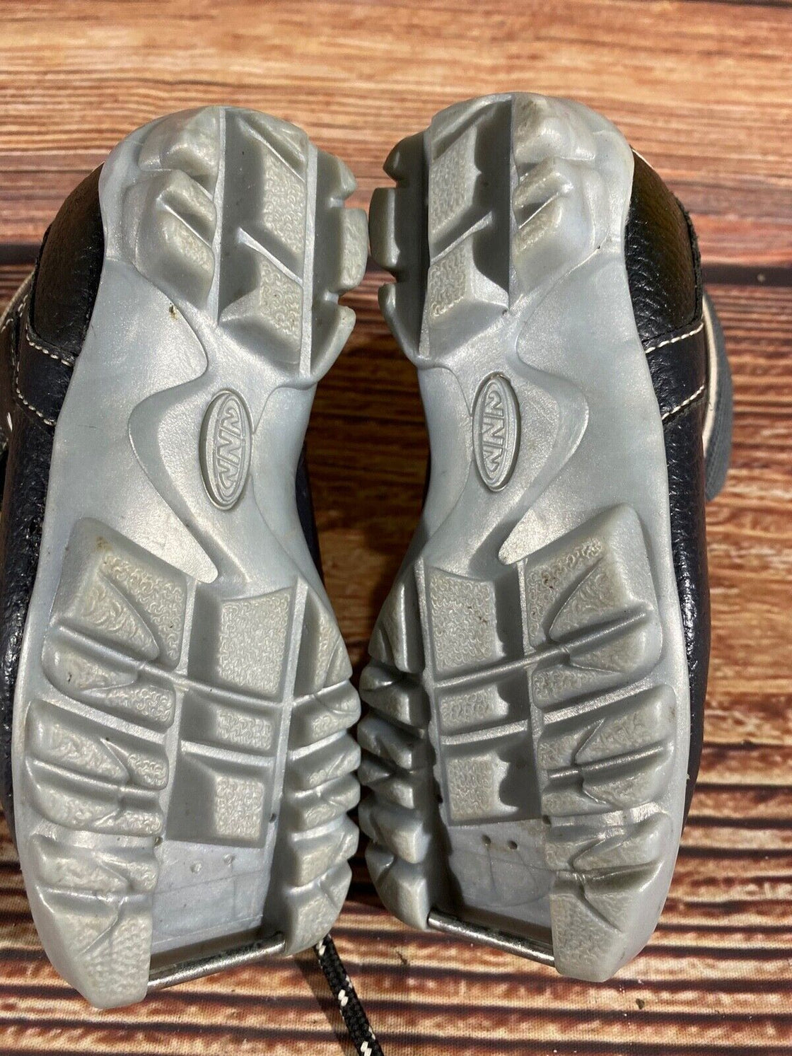 Madshus Holm Kids Nordic Cross Country Ski Boots Size EU26 US9 NNN M317