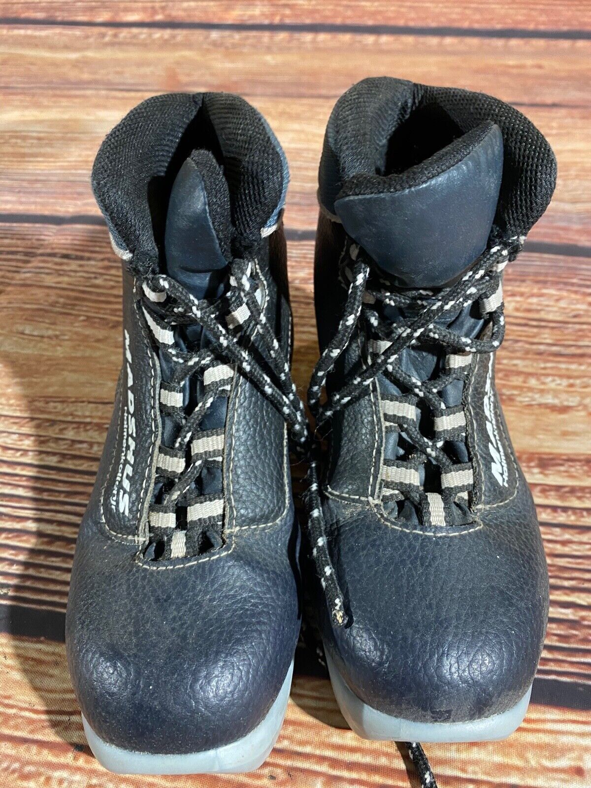 Madshus Holmenkollen Cross Country Ski Boots Classic NNN EU 31 US 13 Kids M192