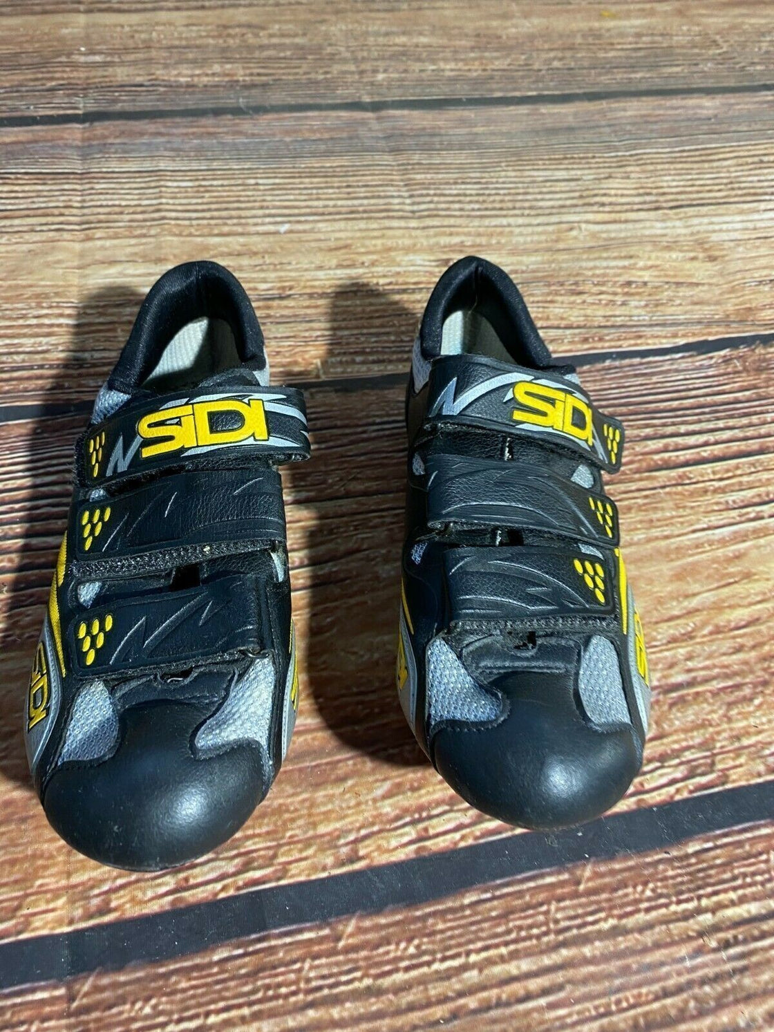 SIDI Road Cycling Shoes Road Bike Boots 3 Bolts Size EU39 US5 with Cleats cs884