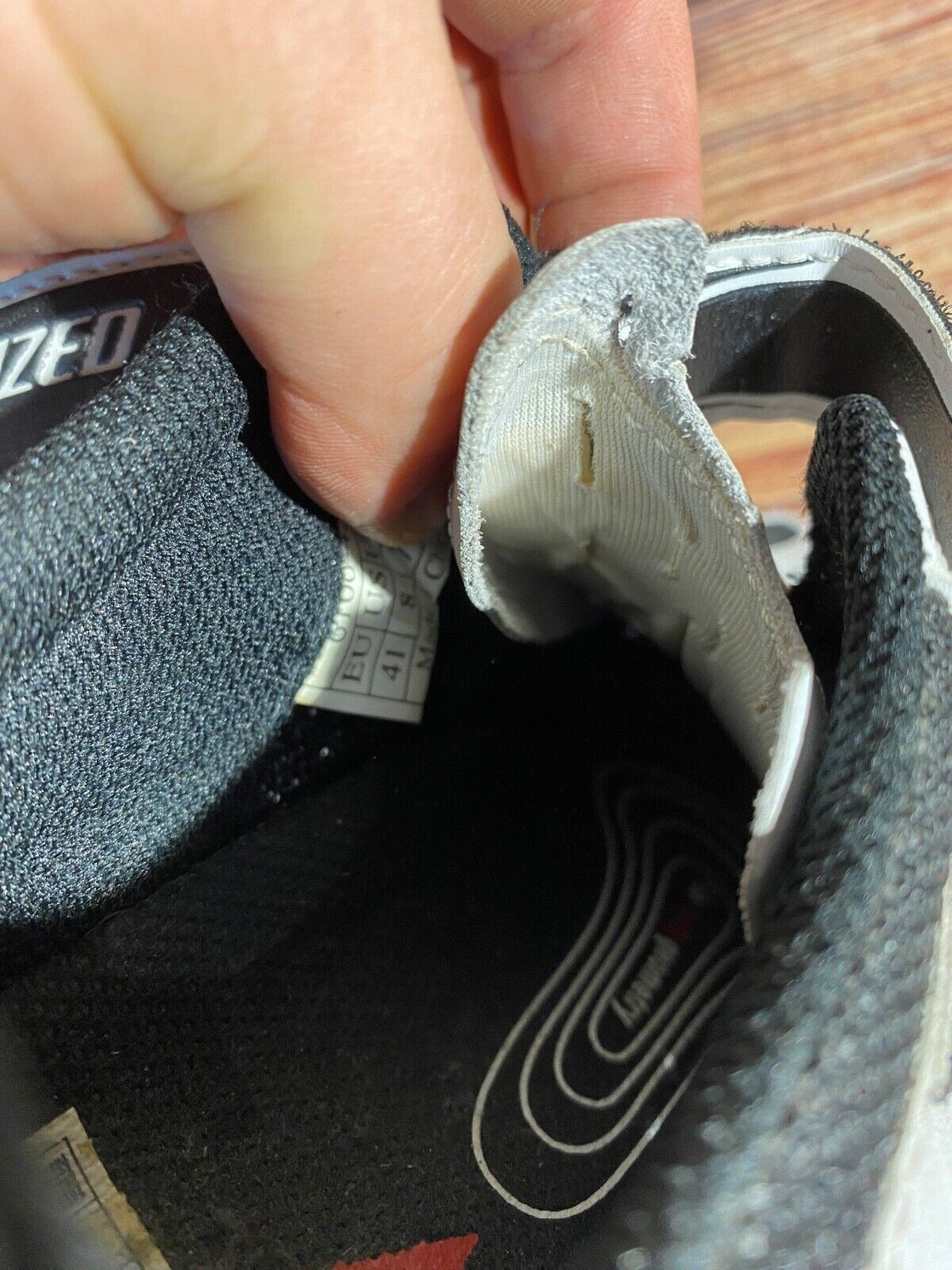 Specialized Road Cycling Shoes 3 Bolts Size EU41 US8 Mondo 260 cs854