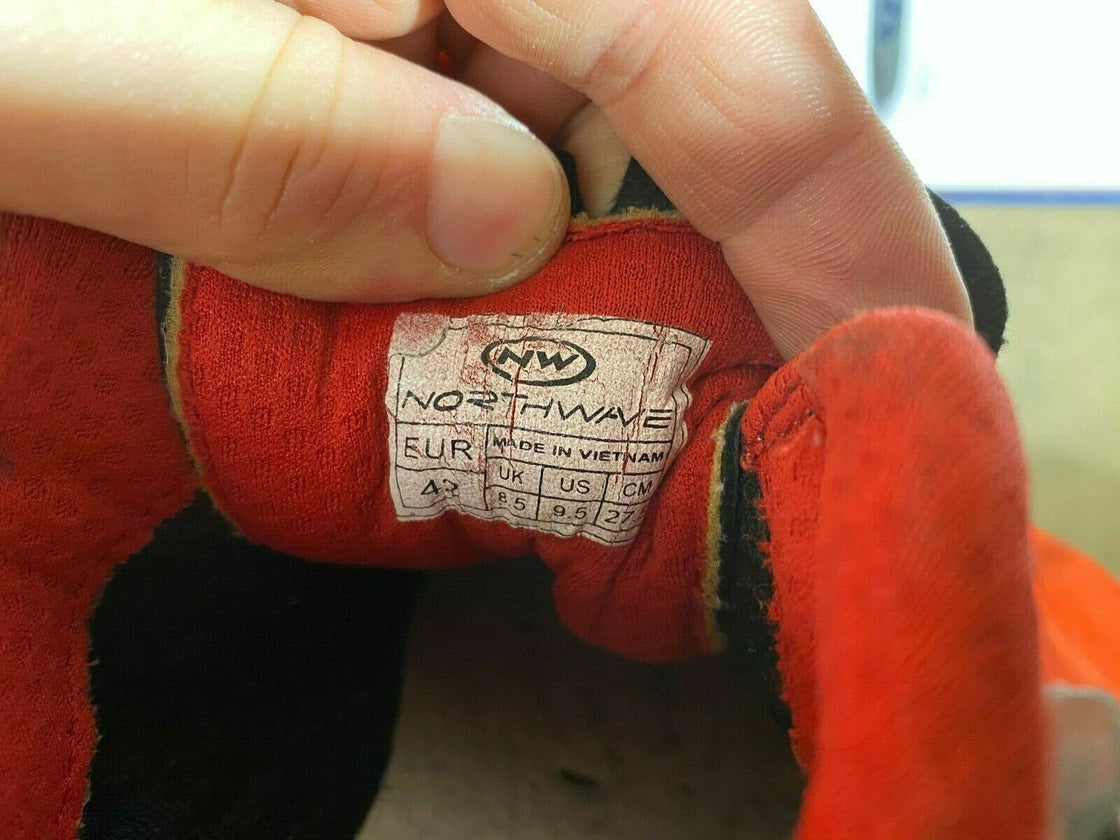 NORTHWAVE Road Cycling Shoes Road Bike Size EU42 US9.5 with SPD-SL Cleats cs893