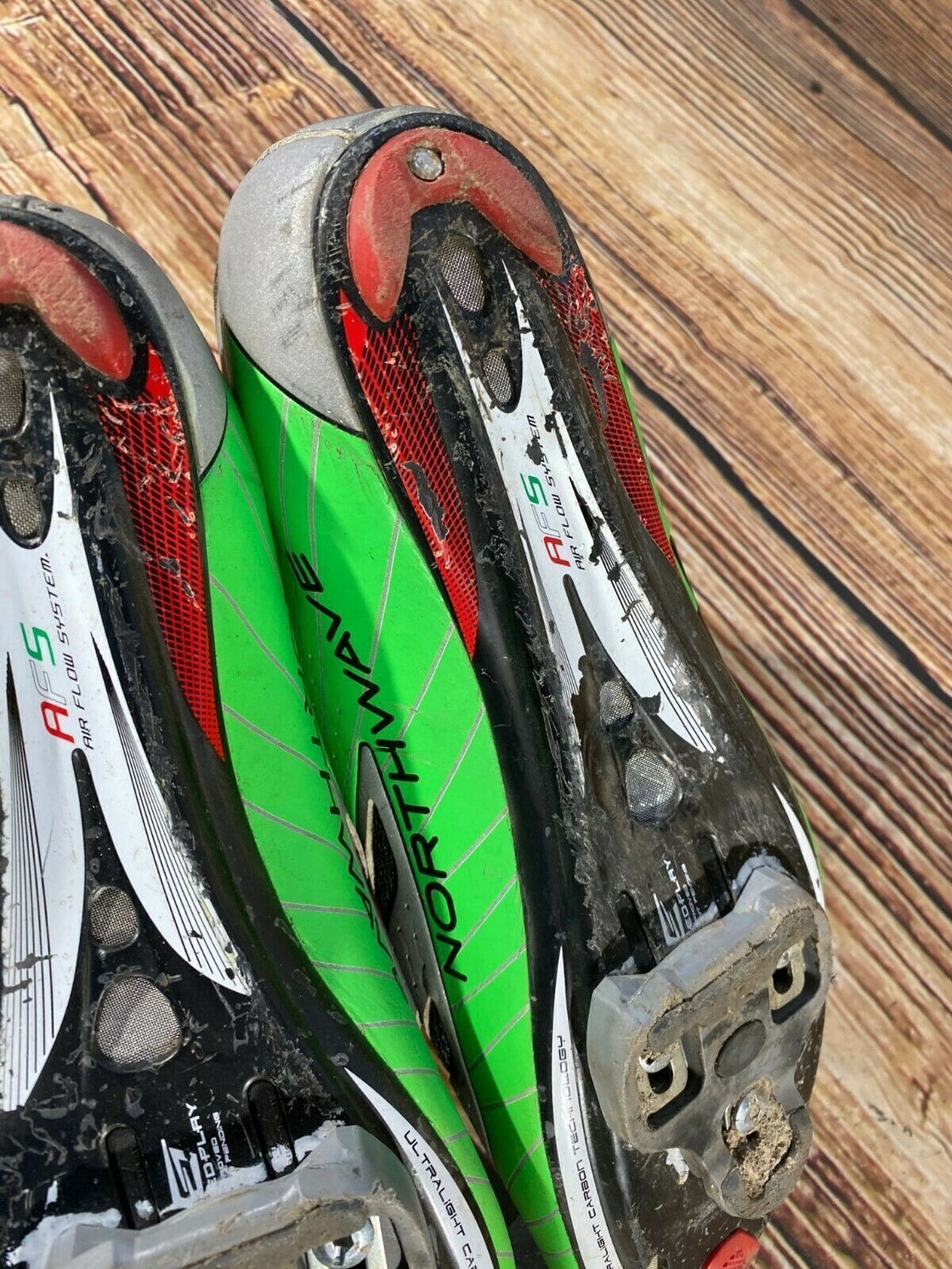 NORTHWAVE Extreme Carbon Road Cycling Shoes Clipless Size EU43.5 US10.75 cs900