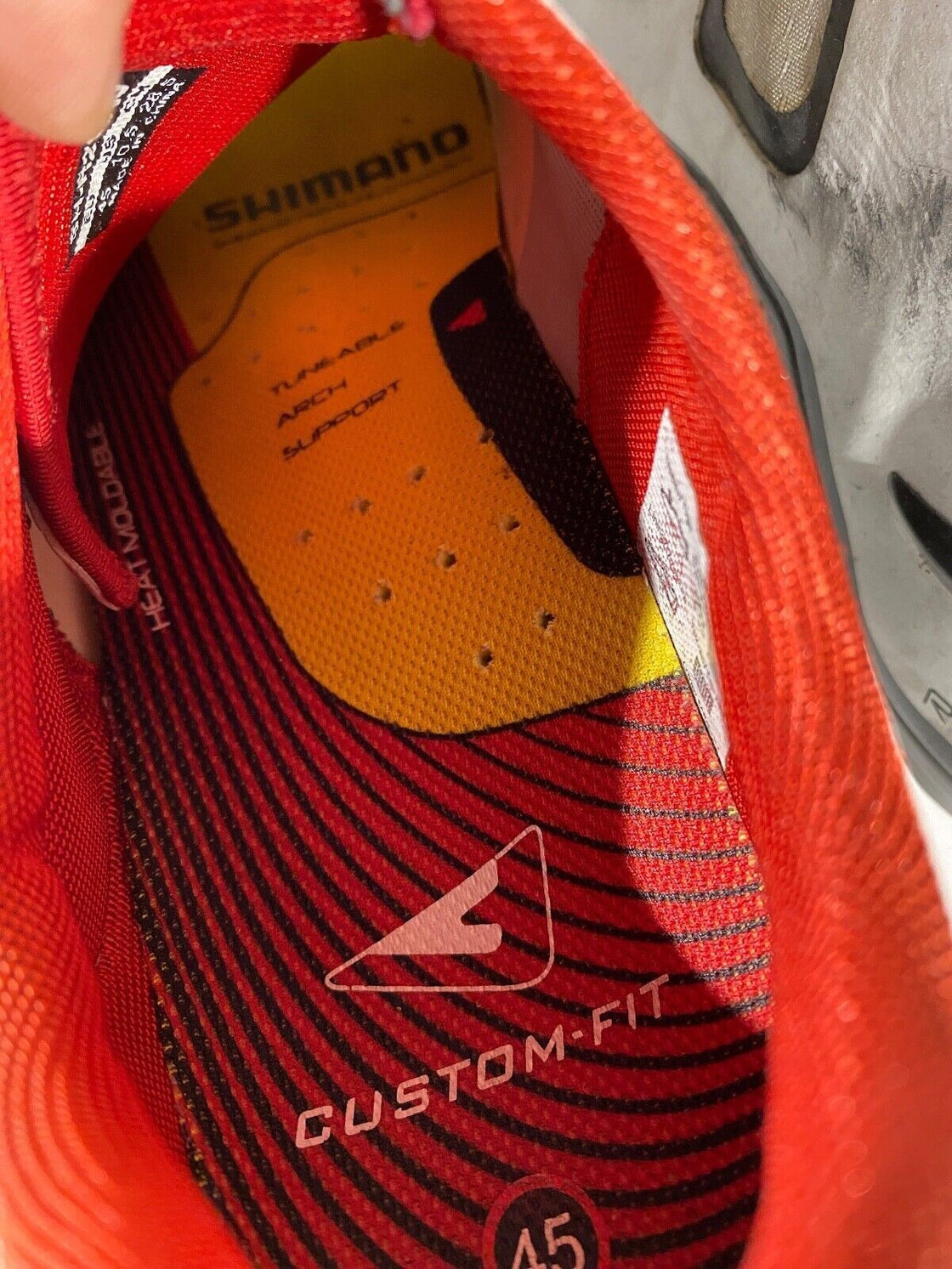 SHIMANO R260 Carbon Road Cycling Shoes Boots 3 Bolts EU45 US10.5 Mondo 285  CS22