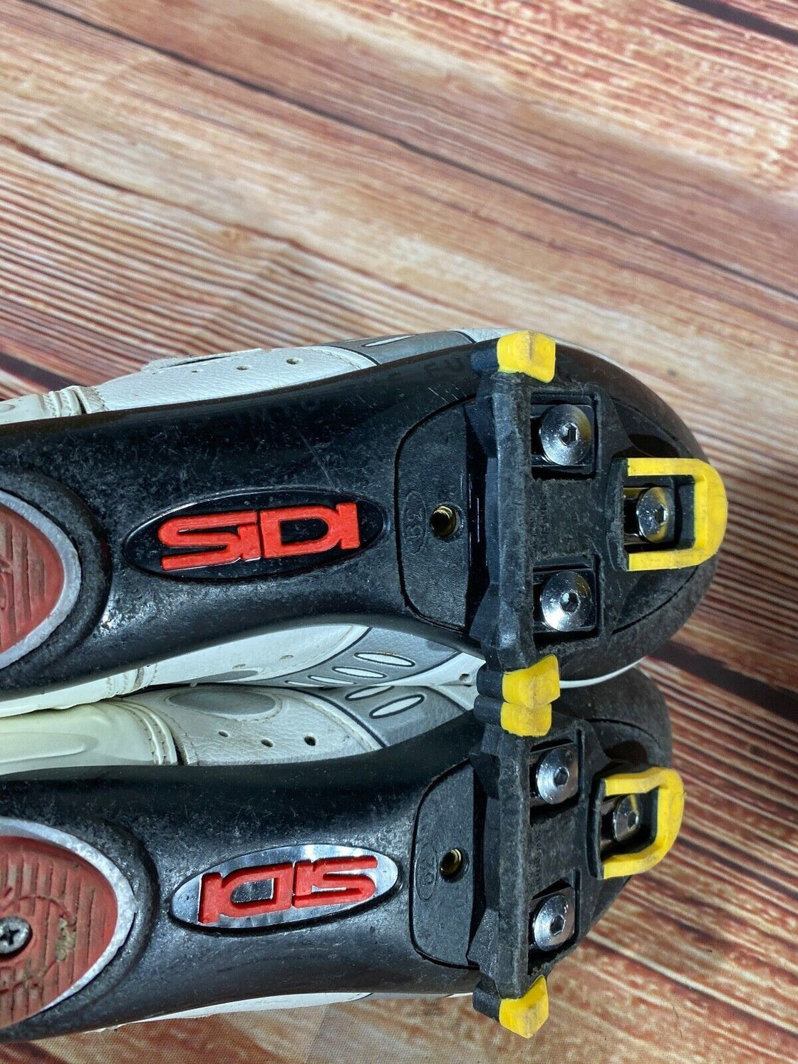 SIDI Carbon Road Cycling Shoes Road 3 Bolts Unisex Size EU39 US6 Mondo 236 cs883