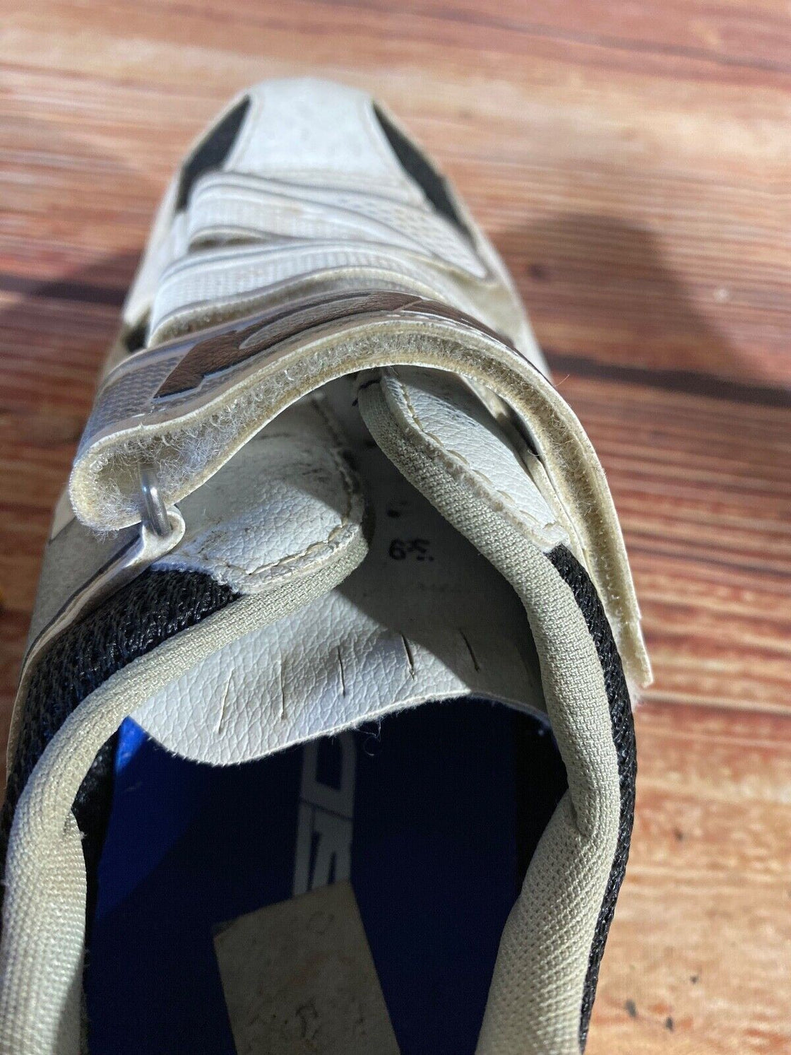 SIDI Carbon Road Cycling Shoes Road 3 Bolts Unisex Size EU39 US6 Mondo 236 cs883