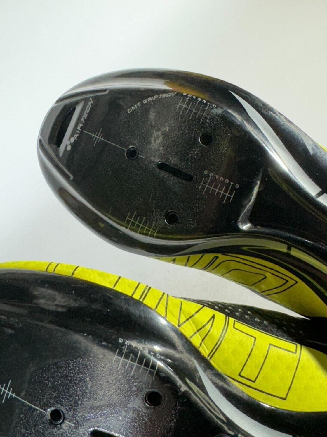 DMT Carbon Cycling Road Shoes EU39 US6 Mondo 246 cs592