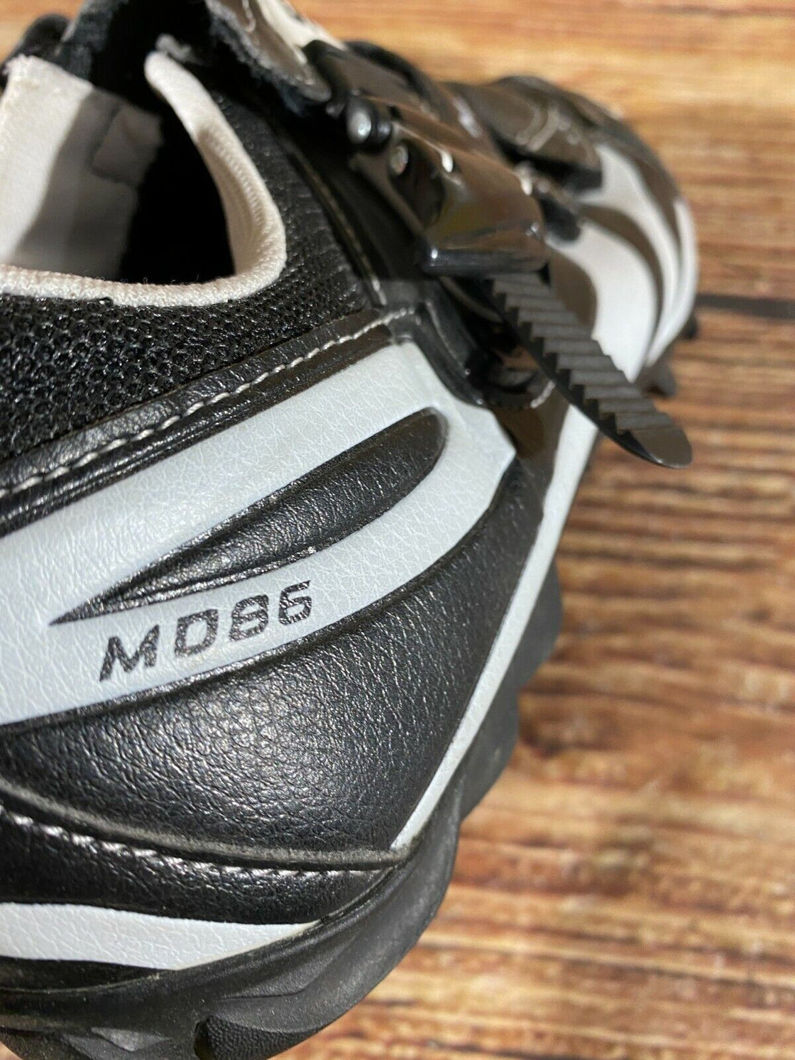 SHIMANO M086 Cycling MTB Shoes Mountain Bike Boots EU43 US8.9  Mondo 272 cs1150