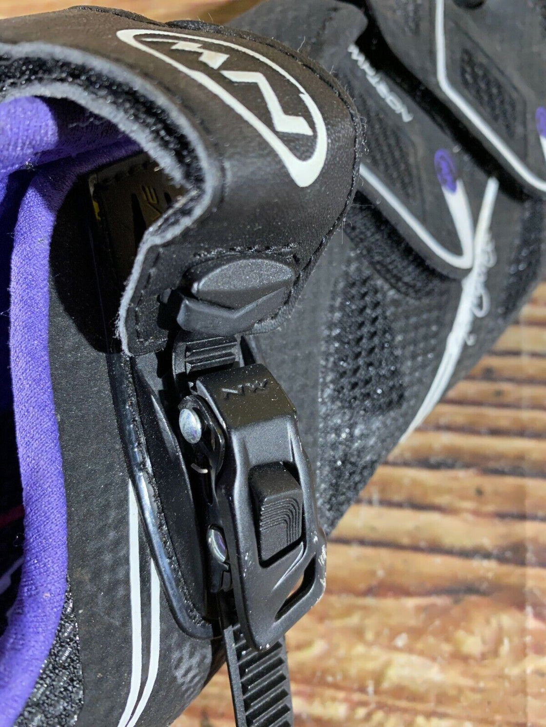 NORTHWAVE Katana Cycling MTB Shoes Mountain Bike EU41 US8.5 Mondo 258 cs1090