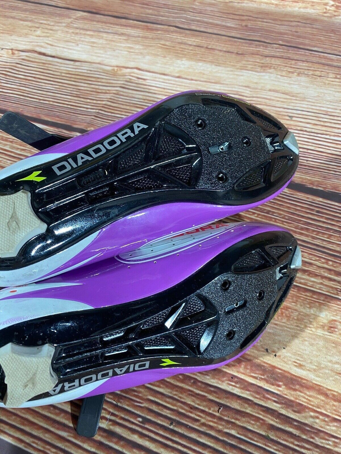 DIADORA Tornado Road Cycling Shoes Road Ladies Size EU40 US8.5 Mondo 250  cs833