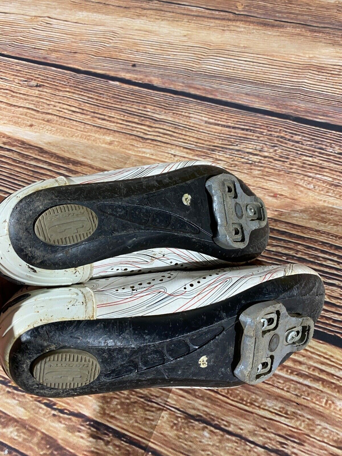 GAERNE Road Cycling Shoes Biking Boots Shoes Size EU42 US8 Mondo 260 cs744