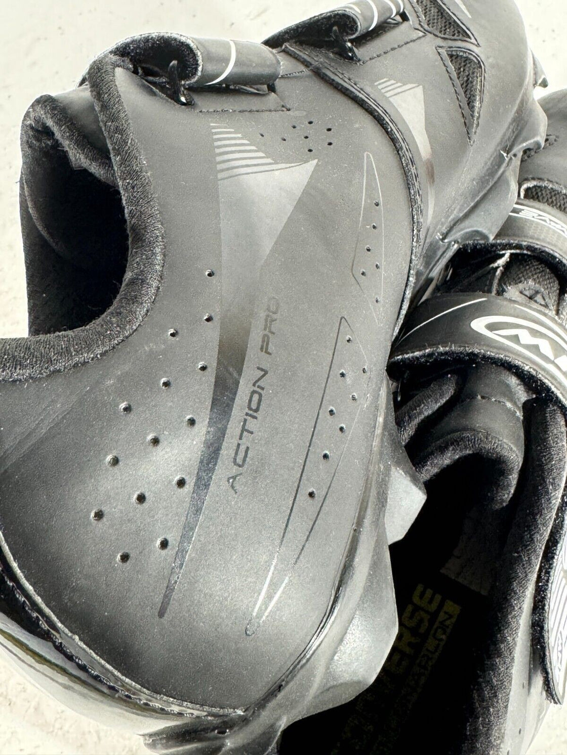 NORTHWAVE Action Pro Cycling MTB Shoes Mountain Bike EU43 US10.5 Mondo 278 cs268