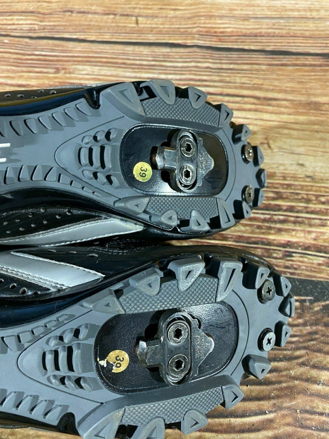 GAERNE Cycling MTB Shoes Mountain Bike Shoes Size EU39 MTB Shoes  cs1261