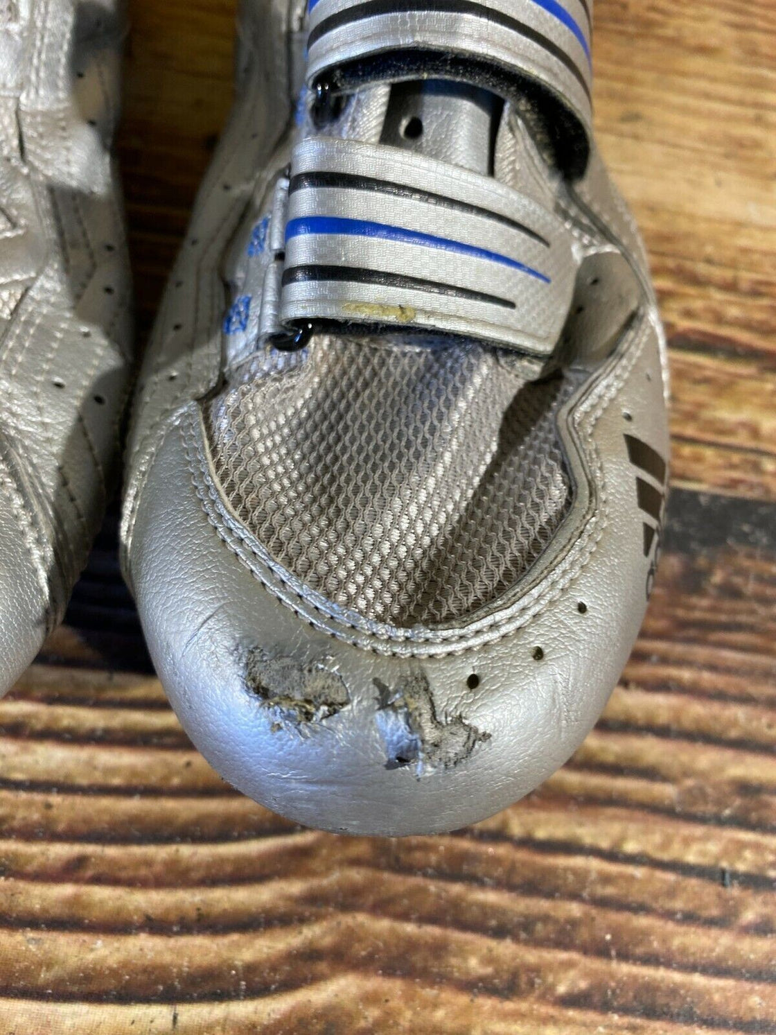 Adidas Road Cycling Shoes Biking Boots 3 Bolts Size EU42 2/3 US9 cs775 Used