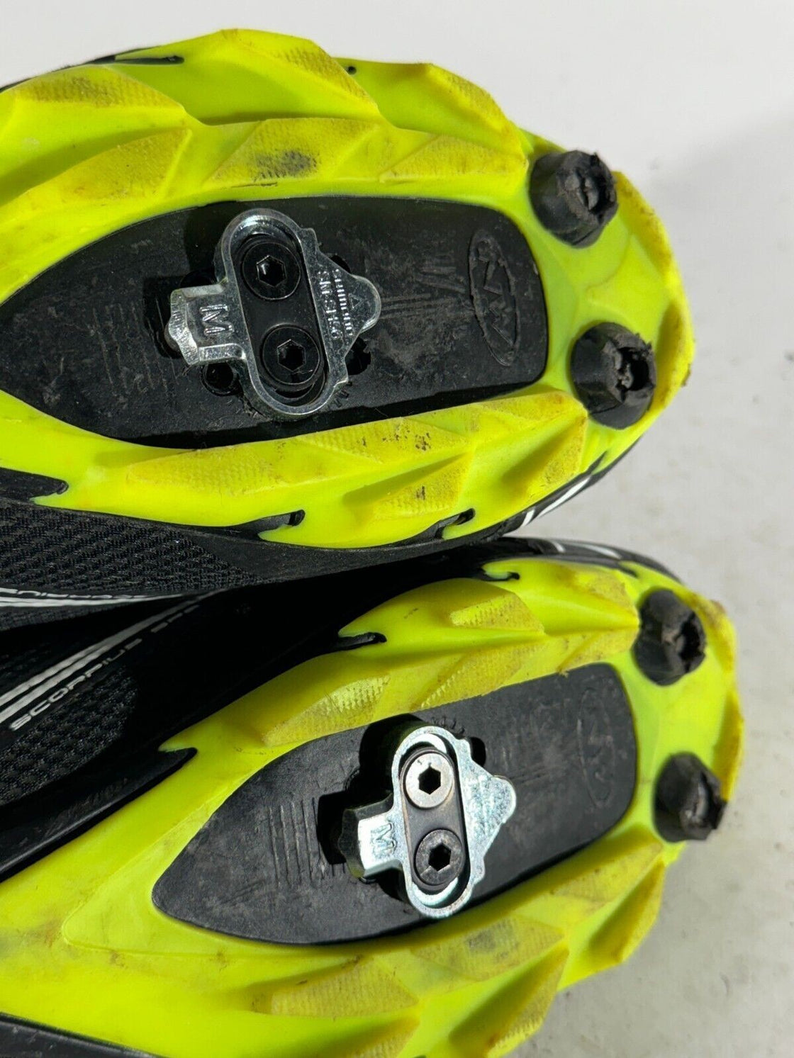 NORTHWAVE Cycling MTB Shoes Mountain Bike Boots EU42 US9.5 Mondo 268 cs282